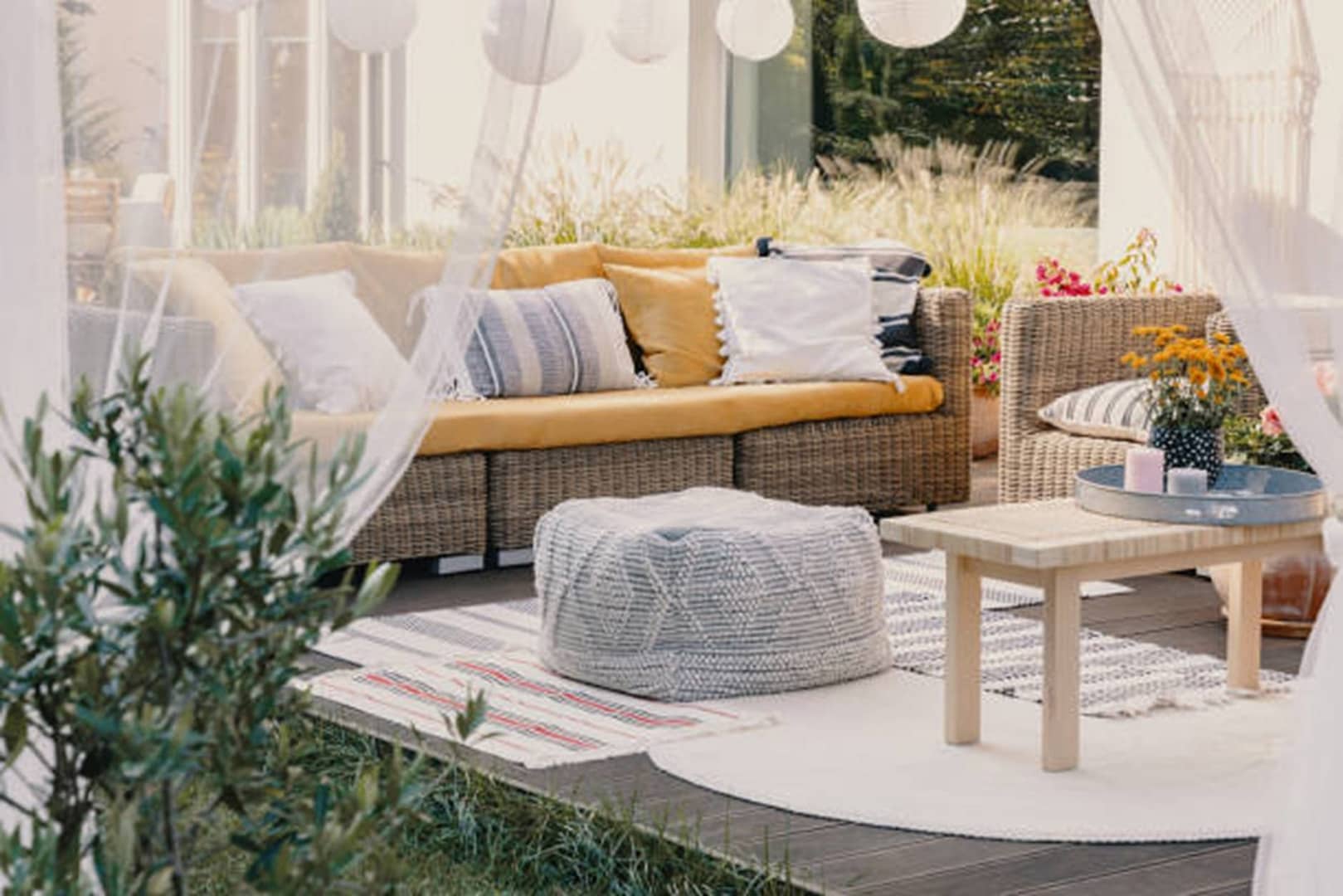The Perfect Rug for Outdoor Spaces: Enhancing Your Outdoor Living Experience