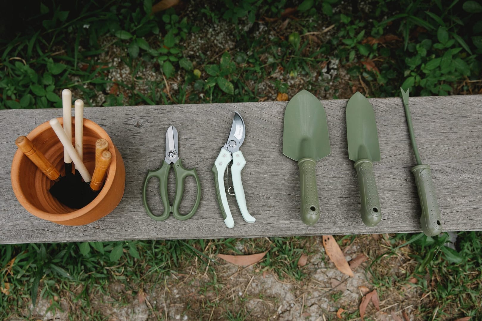 Got Confused: Which Garden Tool is Used for Cutting?