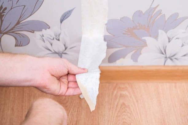Guide on removing wall wallpaper