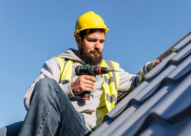 Choosing the Best Commercial Roofing Contractor: What to Look For
